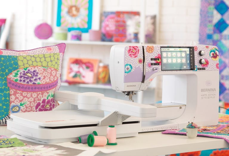 BERNINA 770 QE PLUS Kaffe Edition