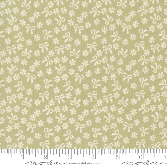 Handmade Sweetness Pear 31793 19 Moda #1