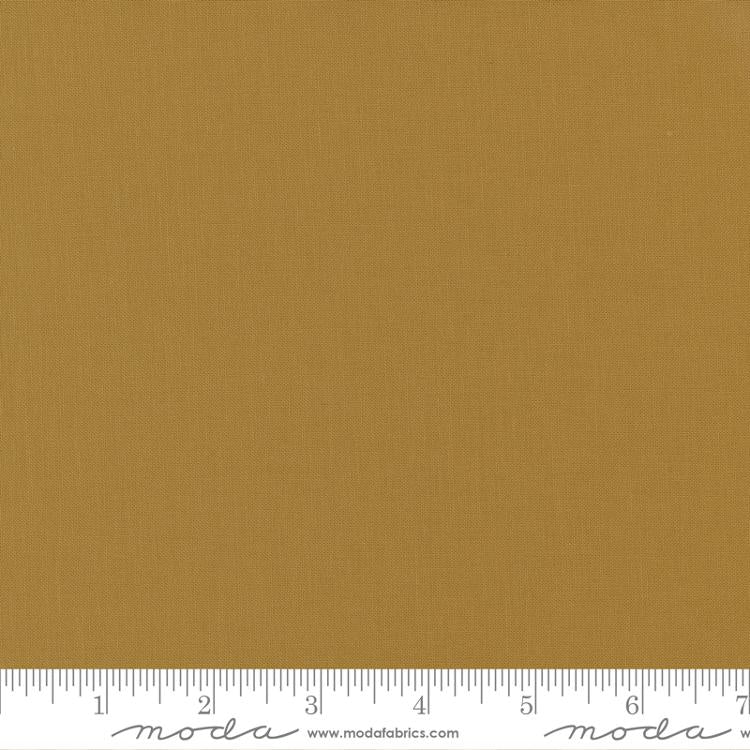 Silent Night Bella Solids Toffee 9900 405 Moda #1