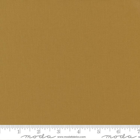 Silent Night Bella Solids Toffee 9900 405 Moda #1
