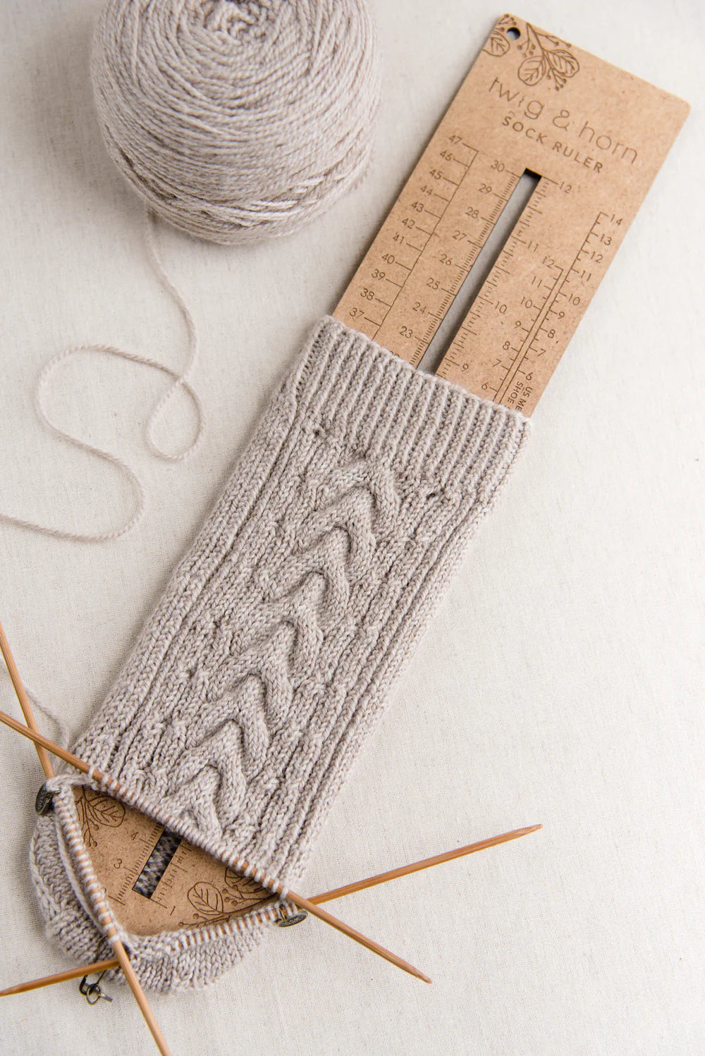 Twig & Horn Sock Sizing Ruler